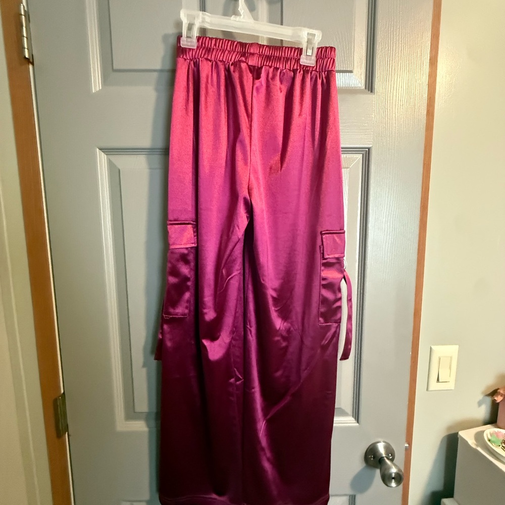Berry Bliss Satin Cargo Pants Woman’s XS- Hot Pink Shiny Wide Leg W/Pockets